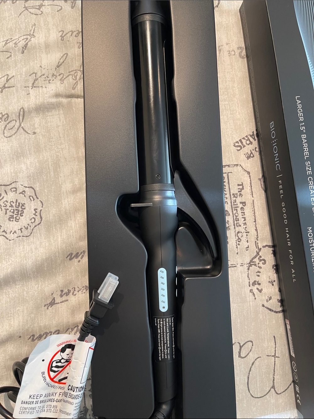 BIO IONIC Long Barrel Styler 1.5" Pro Curling Iron in Black - Picture 3 of 9